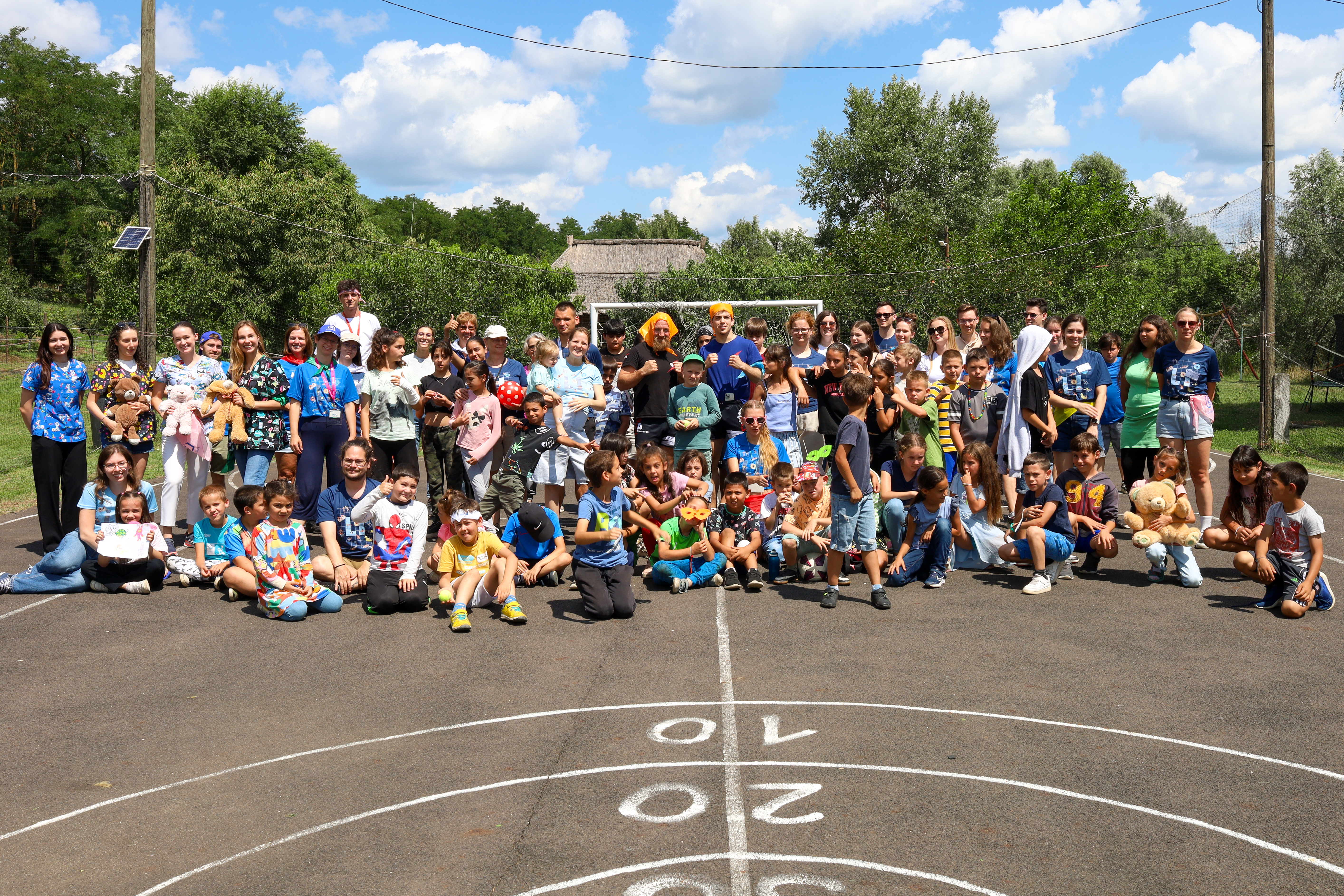 Rendhagyó LI tábor